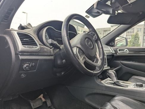 Used 2016 Jeep Grand Cherokee High Altitude AWD/4WD image 11