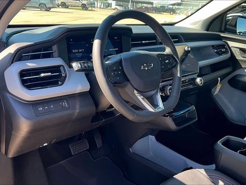 New 2027 Chevrolet Bolt RS w/ Technology Package FWD image 9