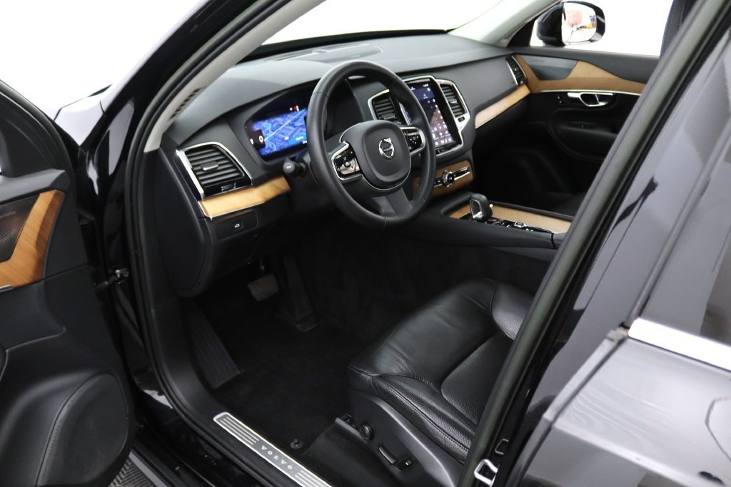 Used 2023 Volvo XC90 B6 Plus w/ Protection Package Premier AWD/4WD image 21