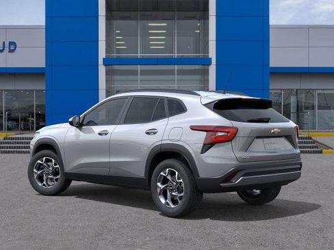 New 2026 Chevrolet Trax LT FWD image 27