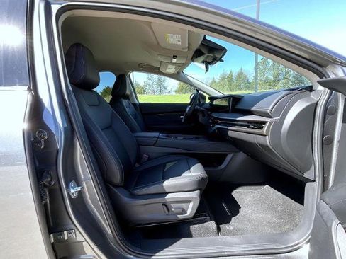 Certified 2025 Nissan Murano SV AWD/4WD image 16
