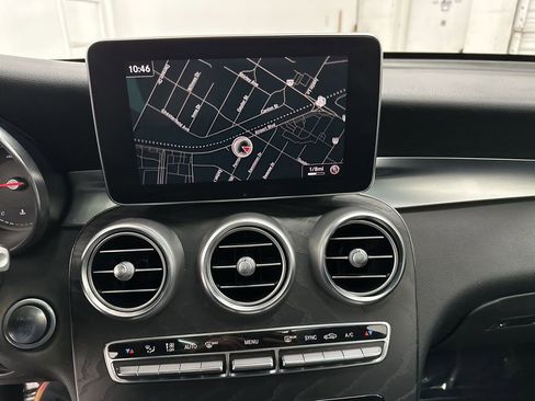 Certified 2018 Mercedes-Benz GLC 300 image 17