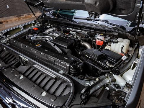 Used 2025 GMC Sierra 2500 Denali Ultimate image 39