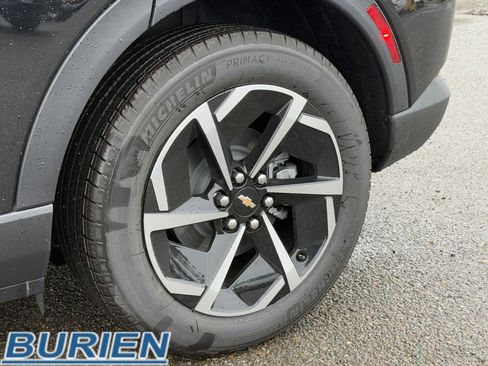 New 2026 Chevrolet Equinox EV LT image 37