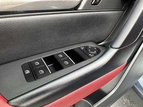 New 2025 MAZDA CX-50 AWD 2.5 Hybrid w/ Premium Pkg image 19