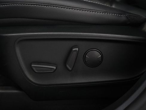 Used 2022 Ford Escape Titanium image 27