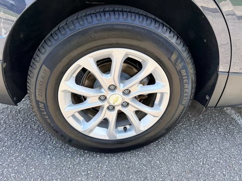Used 2018 Chevrolet Equinox LT AWD/4WD image 31