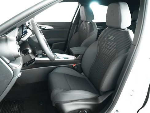 New 2025 Alfa Romeo Tonale AWD/4WD image 18