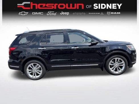 Used 2018 Ford Explorer Limited w/ Equipment Group 301A FWD image 6