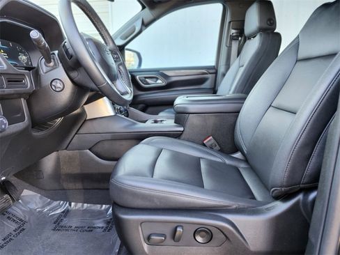 Used 2023 Chevrolet Tahoe Z71 w/ Luxury Package image 17