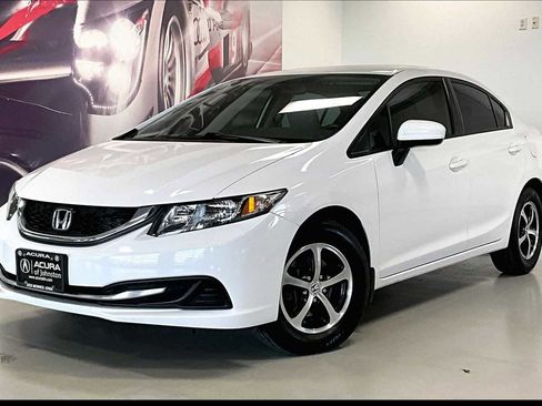 Used 2015 Honda Civic SE image 1