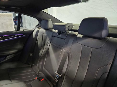 Used 2023 BMW 530e xDrive 530e xDrive w/ Premium Package image 37