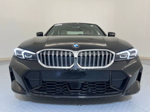 Used 2025 BMW 330i xDrive Sedan w/ M Sport Package AWD/4WD image 5