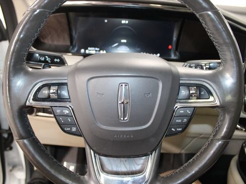 Used 2020 Lincoln Navigator L Reserve w/ Luxury Package AWD/4WD image 40