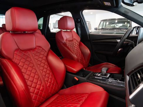 Used 2023 Audi SQ5 Premium Plus w/ Premium Plus Package AWD/4WD image 11