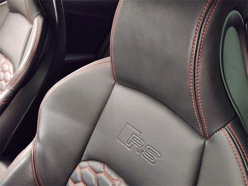 Used 2023 Audi RS 5 Sportback w/ Black Optic Carbon Package image 15