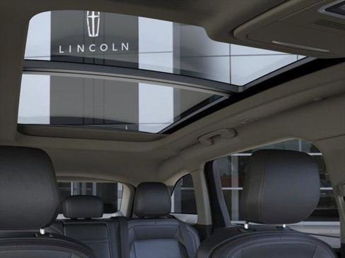 New 2026 Lincoln Nautilus Premier w/ Equipment Group 102A AWD/4WD image 22