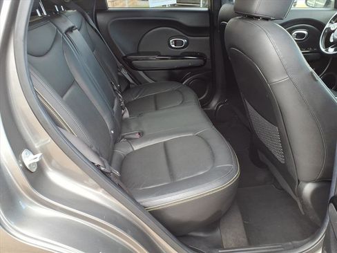 Used 2015 Kia Soul + w/ Primo Package image 12