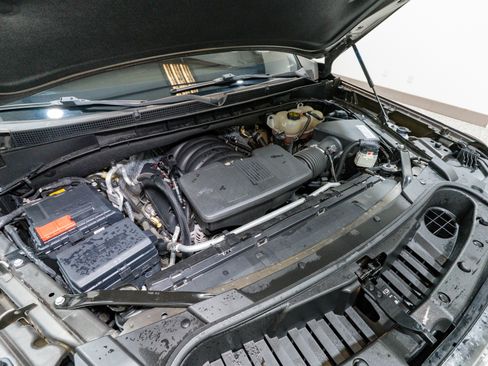 Used 2021 GMC Yukon SLT image 36