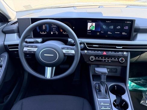 New 2026 Hyundai Sonata SE FWD image 11
