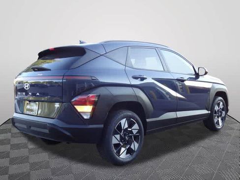 Used 2024 Hyundai Kona SEL AWD/4WD image 3