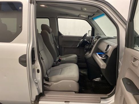 Used 2011 Honda Element LX image 18
