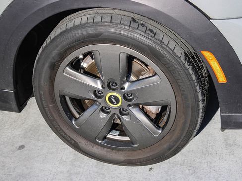 Used 2023 MINI Cooper SE image 11