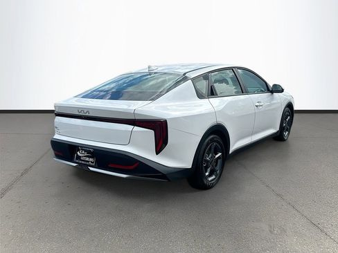 New 2025 Kia K4 LXS image 7