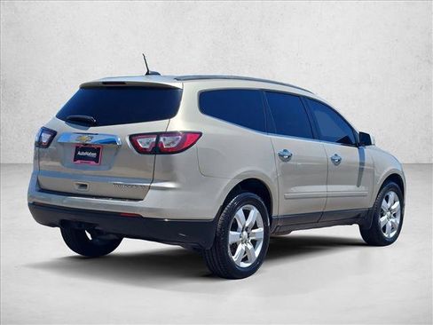 Certified 2016 Chevrolet Traverse LT w/ Style and Technology Package FWD image 8