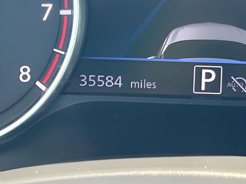 Used 2025 Nissan Sentra SV FWD image 21