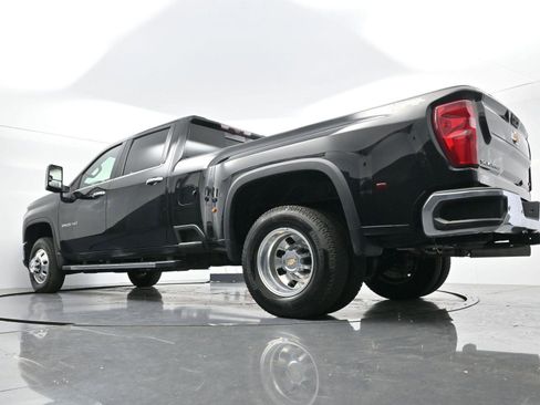 Used 2025 Chevrolet Silverado 3500 LTZ w/ LTZ Plus Package image 50