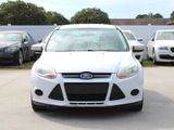Used 2014 Ford Focus SE image 2