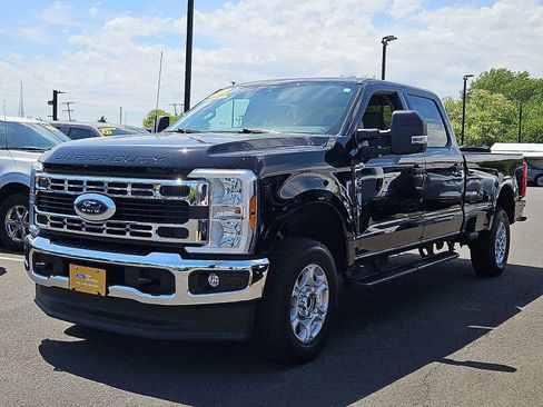 Certified 2026 Ford F250 XLT AWD/4WD image 3