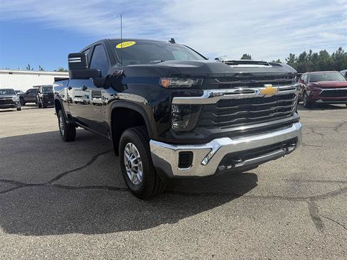 Used 2024 Chevrolet Silverado 2500 LT w/ Z71 Off-Road Package AWD/4WD image 8
