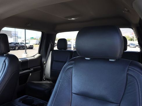 Used 2019 Ford F250 XLT w/ XLT Premium Package AWD/4WD image 19