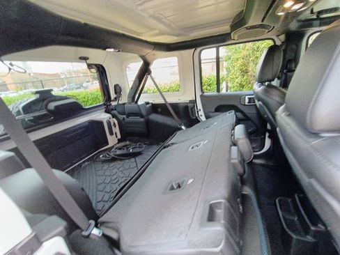 Used 2022 Jeep Wrangler Unlimited Rubicon 4xe w/ Cold Weather Group image 68