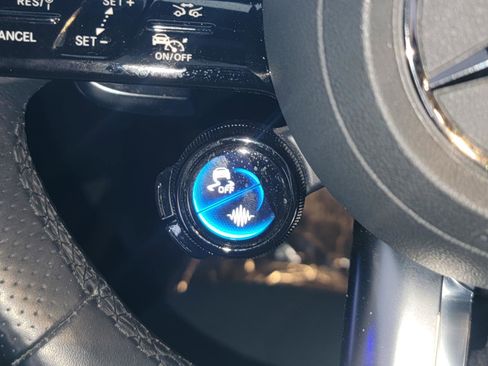 Used 2025 Mercedes-Benz GLC 63 AMG S w/ Driver Assistance Package image 20
