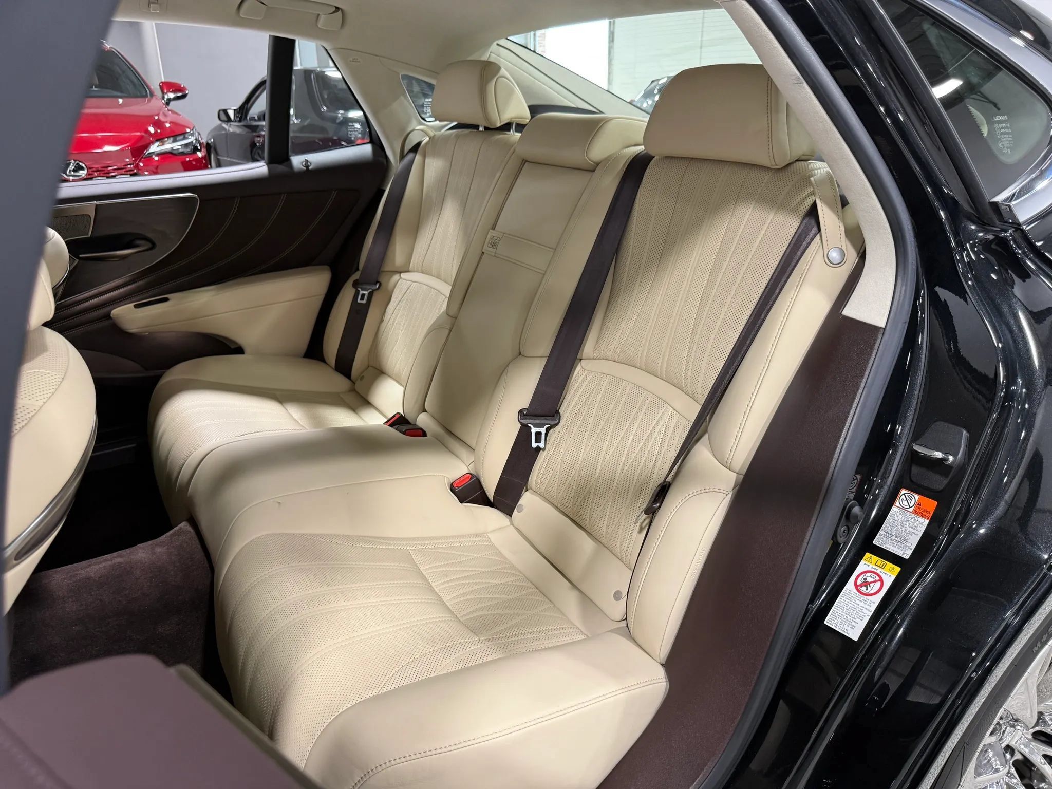 Used 2018 Lexus LS 500 AWD w/ Interior Upgrade Package image 65