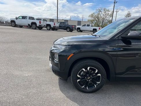 Used 2021 Chevrolet TrailBlazer LT AWD/4WD image 5