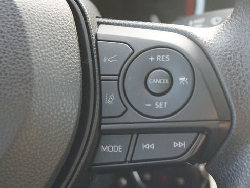 Certified 2025 Toyota RAV4 LE image 8