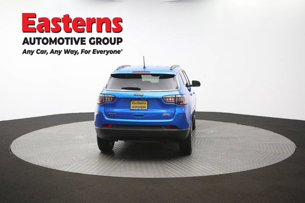 Used 2024 Jeep Compass Latitude AWD/4WD image 37