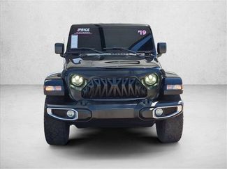 Used 2019 Jeep Wrangler Unlimited Sahara AWD/4WD video 2