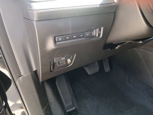 New 2026 Jeep Cherokee Overland AWD/4WD image 12