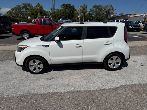 Used 2016 Kia Soul FWD image 5