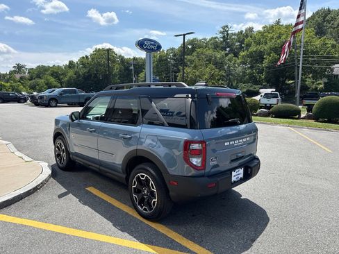 Used 2025 Ford Bronco Sport Outer Banks w/ Outer Banks Tech Package+ AWD/4WD image 3