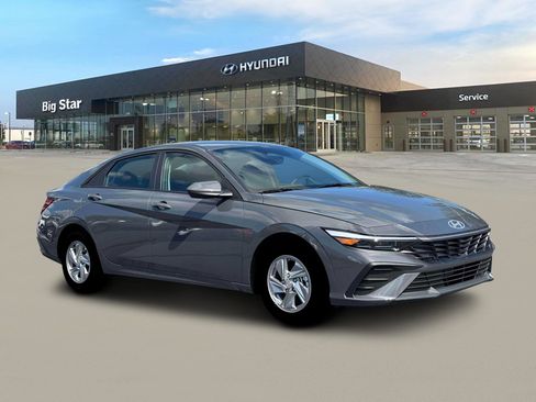 New 2026 Hyundai Elantra SE FWD image 10