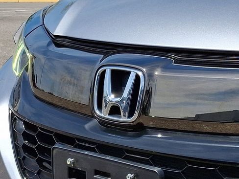 Used 2021 Honda HR-V Sport image 29