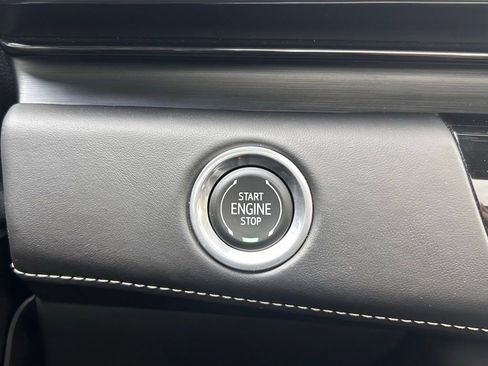 Certified 2023 Cadillac Escalade ESV V image 30