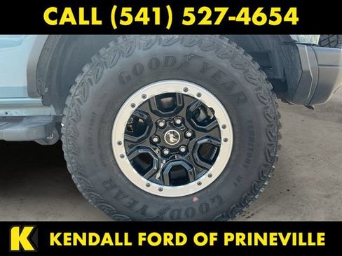 Used 2023 Ford Bronco Badlands w/ Sasquatch Package AWD/4WD image 9