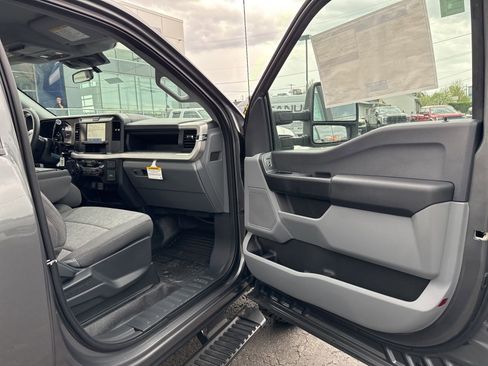 New 2026 Ford F250 XL w/ XL Off-Road Package AWD/4WD image 27